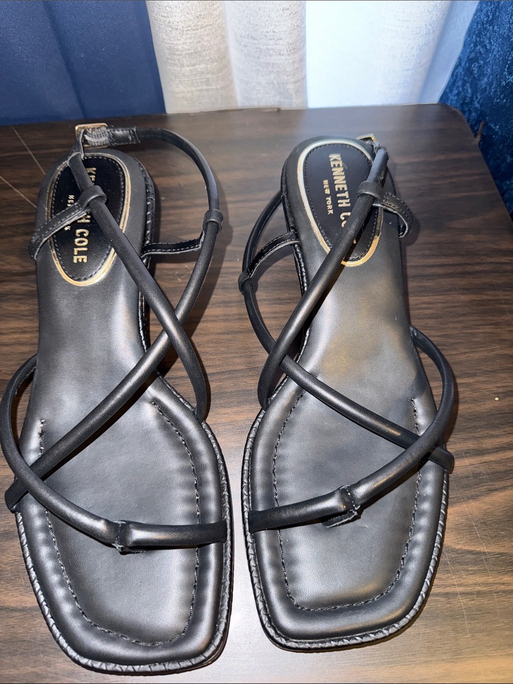 Kenneth Cole Black Cross-Strap Square-Toe Sandals
